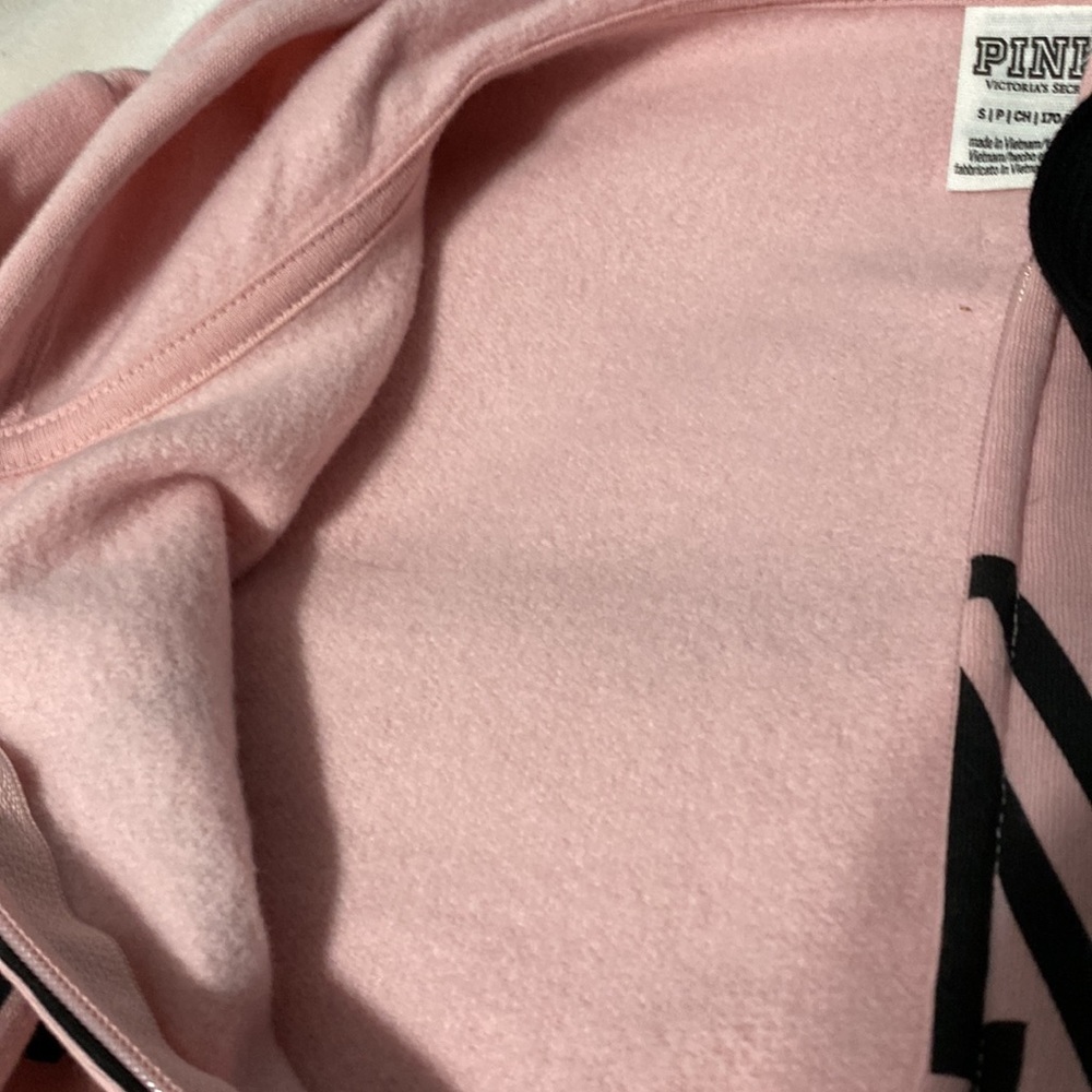 COPY - PINK Victoria’s Secret zip up jacket size small never worn - Picture 3 of 4
